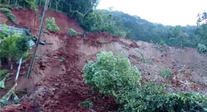 അടിമാലിയിലെ മണ്ണിടിച്ചിൽ ; ദുരന്തത്തിന് കാരണം ദേശീയപാത അതോറിറ്റിയുടെ വീഴ്ചയെന്ന് കണ്ടെത്തൽ അടിമാലിയിലെ മണ്ണിടിച്ചിൽ ; ദുരന്തത്തിന് കാരണം ദേശീയപാത അതോറിറ്റിയുടെ വീഴ്ചയെന്ന് കണ്ടെത്തൽ