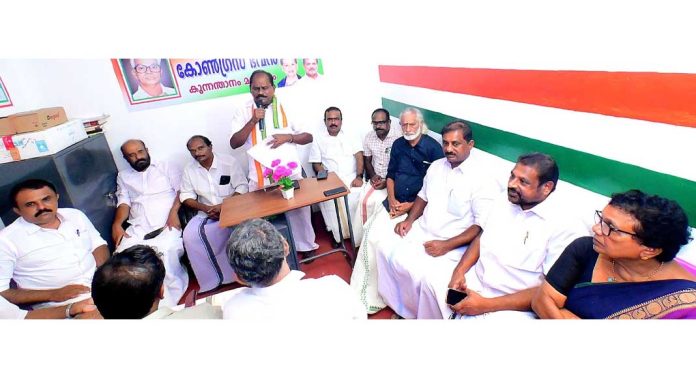 സി.പി.എം, ബി.ജെ.പി രഹസ്യ ബാന്ധവം പുറത്തു വന്നുകൊണ്ടിരിക്കുന്നു : പ്രൊഫ. സതീഷ് കൊച്ചുപറമ്പില് സി.പി.എം, ബി.ജെ.പി രഹസ്യ ബാന്ധവം പുറത്തു വന്നുകൊണ്ടിരിക്കുന്നു : പ്രൊഫ. സതീഷ് കൊച്ചുപറമ്പില്