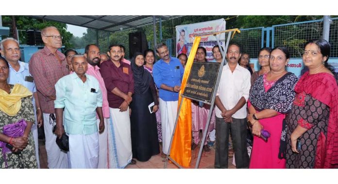 ഇന്ദിരാമണിയമ്മ അനുസ്മരണവും സ്മാരക റോഡ് പ്രഖ്യാപനവും നടത്തി ഇന്ദിരാമണിയമ്മ അനുസ്മരണവും സ്മാരക റോഡ് പ്രഖ്യാപനവും നടത്തി