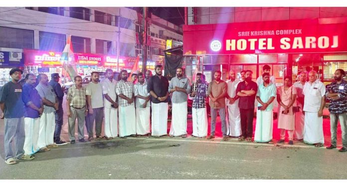 റാന്നിയിൽ യൂത്ത് കോൺഗ്രസ് പ്രതിഷേധം സംഘടിപ്പിച്ചു റാന്നിയിൽ യൂത്ത് കോൺഗ്രസ് പ്രതിഷേധം സംഘടിപ്പിച്ചു