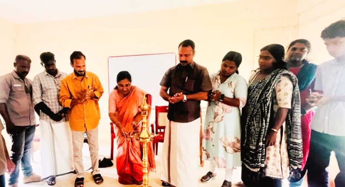 ഇടമുറി ഗവ.ഹയര് സെക്കന്ഡറി സ്കൂളിലെ വിവിധ പദ്ധതികളുടെ നിര്മ്മാണോദ്ഘാടനം നടത്തി ഇടമുറി ഗവ.ഹയര് സെക്കന്ഡറി സ്കൂളിലെ വിവിധ പദ്ധതികളുടെ നിര്മ്മാണോദ്ഘാടനം നടത്തി