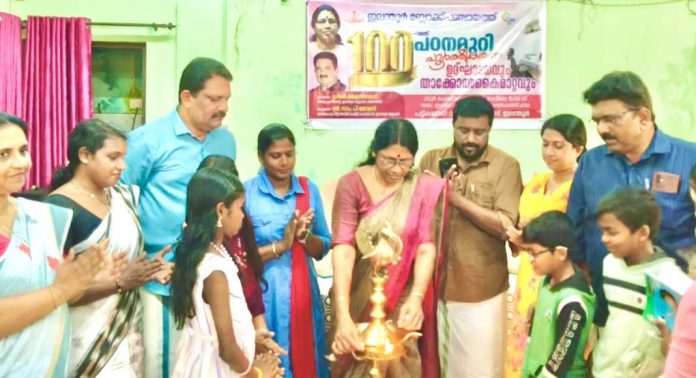 പഠനമുറി പൂര്ത്തീകരണ ഉദ്ഘാടനവും താക്കോല് കൈമാറ്റവും പഠനമുറി പൂര്ത്തീകരണ ഉദ്ഘാടനവും താക്കോല് കൈമാറ്റവും