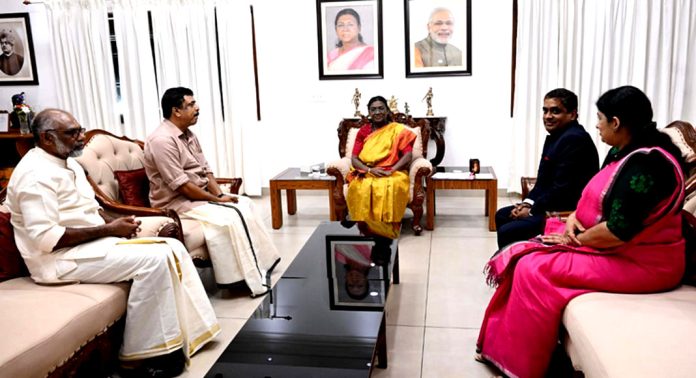 കെ ആർ നാരായണന്റെ സ്മരണയിൽ രാഷ്ട്രപതിയുടെ കേരള സന്ദർശനം കെ ആർ നാരായണന്റെ സ്മരണയിൽ രാഷ്ട്രപതിയുടെ കേരള സന്ദർശനം