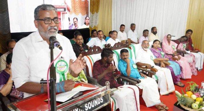 സ്മാര്ട്ട് കൃഷിഭവനിലൂടെ മികച്ച സേവനം ഉറപ്പാക്കും : മന്ത്രി പി പ്രസാദ് സ്മാര്ട്ട് കൃഷിഭവനിലൂടെ മികച്ച സേവനം ഉറപ്പാക്കും : മന്ത്രി പി പ്രസാദ്