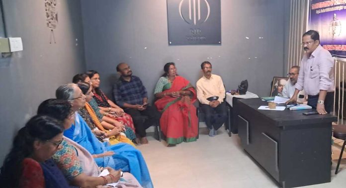 കുട്ടികളിലെയും മുതിർന്നവരിലെയും ചികിത്സക്ക് ഹോമിയോപതി മരുന്നുകൾ ഫലപ്രദം ; ഐ ച്ച് കെ പത്തനംതിട്ട യൂണിറ്റ് സമ്മേളനം കുട്ടികളിലെയും മുതിർന്നവരിലെയും ചികിത്സക്ക് ഹോമിയോപതി മരുന്നുകൾ ഫലപ്രദം ; ഐ ച്ച് കെ പത്തനംതിട്ട യൂണിറ്റ് സമ്മേളനം