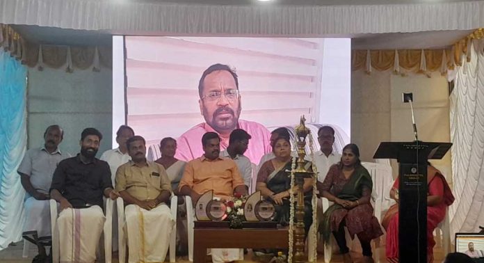 കേരളത്തിൽ ഡിജിറ്റൽ പ്രോപ്പർട്ടി കാർഡ് നടപ്പിലാക്കും : മന്ത്രി കെ രാജൻ കേരളത്തിൽ ഡിജിറ്റൽ പ്രോപ്പർട്ടി കാർഡ് നടപ്പിലാക്കും : മന്ത്രി കെ രാജൻ