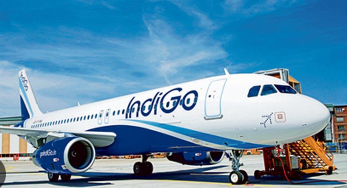 വിമാനത്തിൽ പ്രവേശിച്ച ശേഷം യാത്ര വിലക്കി : ഇൻഡിഗോ 1.22 ലക്ഷം രൂപ പിഴ നല്കണം വിമാനത്തിൽ പ്രവേശിച്ച ശേഷം യാത്ര വിലക്കി : ഇൻഡിഗോ 1.22 ലക്ഷം രൂപ പിഴ നല്കണം