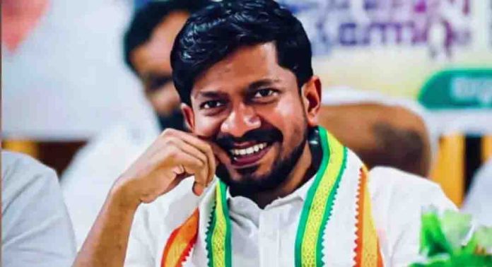 പുതിയ യൂത്ത് കോണ്ഗ്രസ് സംസ്ഥാന നേതൃത്വം ഇന്ന് ചുമതലയേൽക്കും പുതിയ യൂത്ത് കോണ്ഗ്രസ് സംസ്ഥാന നേതൃത്വം ഇന്ന് ചുമതലയേൽക്കും