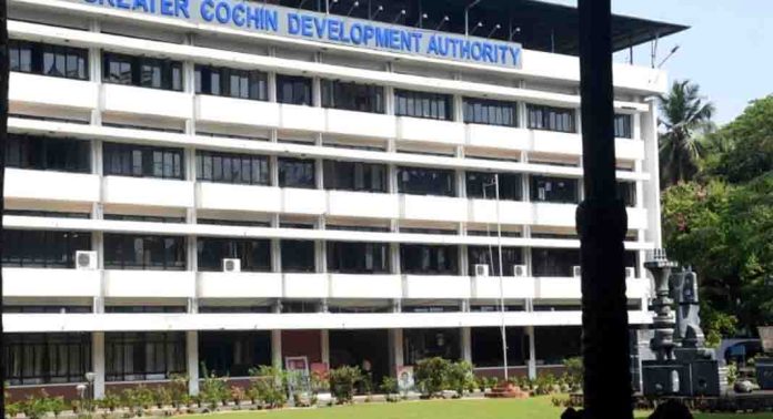 കലൂർ ജവഹർലാൽ നെഹ്റു സ്റ്റേഡിയം കൈമാറ്റം സംബന്ധിച്ചുണ്ടായ വിവാദങ്ങൾ ചർച്ച ചെയ്യാൻ ജിസിഡിഎ യോഗം ഇന്ന് കലൂർ ജവഹർലാൽ നെഹ്റു സ്റ്റേഡിയം കൈമാറ്റം സംബന്ധിച്ചുണ്ടായ വിവാദങ്ങൾ ചർച്ച ചെയ്യാൻ ജിസിഡിഎ യോഗം ഇന്ന്