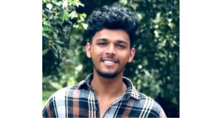 കോന്നിയില് വീണ്ടും ബൈക്ക് അപകടം ; യുവാവിന് ദാരുണാന്ത്യം കോന്നിയില് വീണ്ടും ബൈക്ക് അപകടം ; യുവാവിന് ദാരുണാന്ത്യം