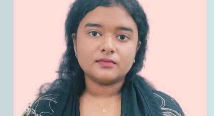 മാളയില് റിട്ട. അധ്യാപികയെ ആക്രമിച്ച് സ്വര്ണ്ണമാല കവര്ന്ന കേസില് കൂട്ടു പ്രതിയായ യുവതി അറസ്റ്റില് മാളയില് റിട്ട. അധ്യാപികയെ ആക്രമിച്ച് സ്വര്ണ്ണമാല കവര്ന്ന കേസില് കൂട്ടു പ്രതിയായ യുവതി അറസ്റ്റില്