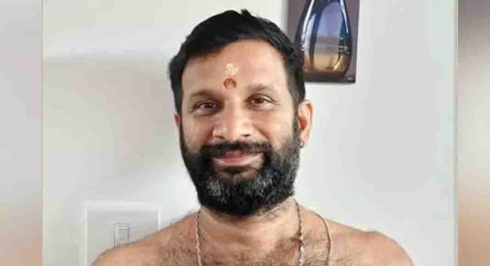 ഇ.ഡി പ്രസാദ് ശബരിമല മേൽശാന്തി ; മനു നമ്പൂതിരി മാളികപ്പുറം മേൽശാന്തി ഇ.ഡി പ്രസാദ് ശബരിമല മേൽശാന്തി ; മനു നമ്പൂതിരി മാളികപ്പുറം മേൽശാന്തി