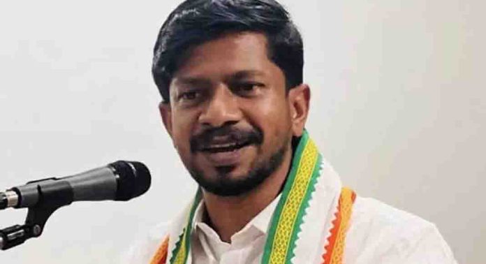 യൂത്ത് കോൺഗ്രസിനുള്ളിൽ യാതൊരു അസ്വാരസ്യവുമില്ല ; ഒ.ജെ ജനീഷ് യൂത്ത് കോൺഗ്രസിനുള്ളിൽ യാതൊരു അസ്വാരസ്യവുമില്ല ; ഒ.ജെ ജനീഷ്