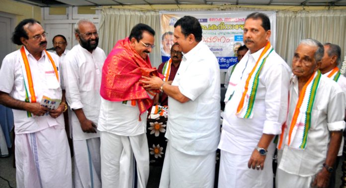 കേരളാ റിട്ടയേർഡ് ടീച്ചേഴ്സ് കോൺഗ്രസ്സിന്റെ നേത്രുത്വത്തില് ലോക അദ്ധ്യാപക ദിനാചരണവും പുരസ്ക്കാര വിതരണവും നടത്തി കേരളാ റിട്ടയേർഡ് ടീച്ചേഴ്സ് കോൺഗ്രസ്സിന്റെ നേത്രുത്വത്തില് ലോക അദ്ധ്യാപക ദിനാചരണവും പുരസ്ക്കാര വിതരണവും നടത്തി
