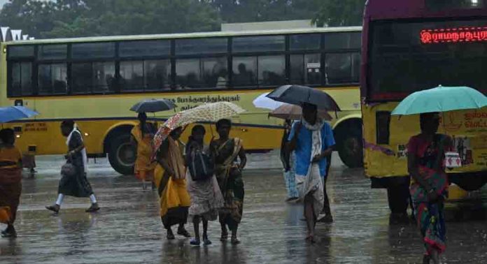 തമിഴ്നാട്ടിൽ അതിതീവ്ര മഴ മുന്നറിയിപ്പ് തമിഴ്നാട്ടിൽ അതിതീവ്ര മഴ മുന്നറിയിപ്പ്
