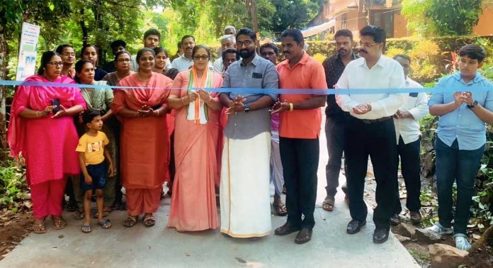 പൊടിപ്പാറ – മണക്കയം റോഡ് ഉത്ഘാടനം ചെയ്തു പൊടിപ്പാറ – മണക്കയം റോഡ് ഉത്ഘാടനം ചെയ്തു