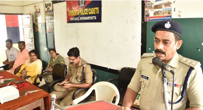 പത്തനംതിട്ട ഗവ. ഹയർ സെക്കണ്ടറി സ്കൂളിൽ ശിശുദിനം വിപുലമായി ആഘോഷിച്ചു പത്തനംതിട്ട ഗവ. ഹയർ സെക്കണ്ടറി സ്കൂളിൽ ശിശുദിനം വിപുലമായി ആഘോഷിച്ചു