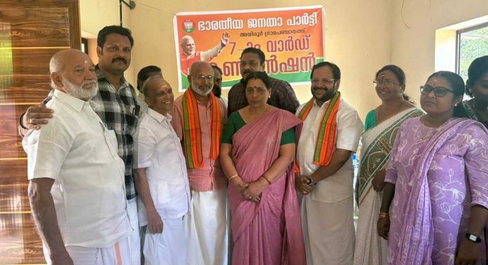 സിപിഎം നേതാവ് ടിഎൻ ചന്ദ്രശേഖരൻ നായർ ബിജെപിയിലേക്ക് സിപിഎം നേതാവ് ടിഎൻ ചന്ദ്രശേഖരൻ നായർ ബിജെപിയിലേക്ക്