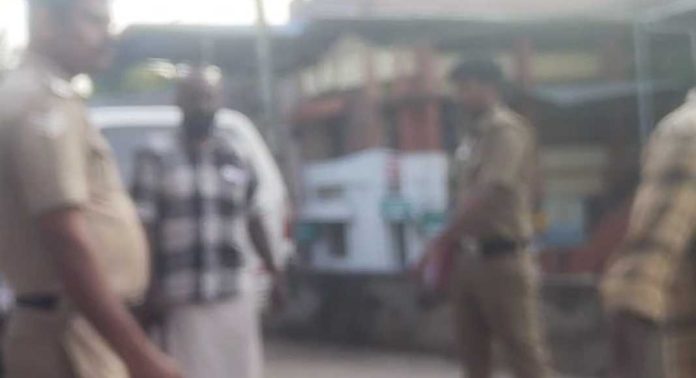 ആരാധന നടത്തുന്നതിനെ ചൊല്ലി തോമ്പിക്കണ്ടം എ.ജി ചര്ച്ചിൽ തർക്കവും സംഘർഷവും ആരാധന നടത്തുന്നതിനെ ചൊല്ലി തോമ്പിക്കണ്ടം എ.ജി ചര്ച്ചിൽ തർക്കവും സംഘർഷവും