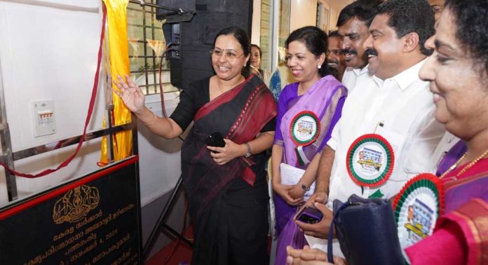 യാഥാര്ത്ഥ്യമായത് പത്തനംതിട്ടയുടെ സ്വപ്നം : മന്ത്രി വീണാ ജോര്ജ് യാഥാര്ത്ഥ്യമായത് പത്തനംതിട്ടയുടെ സ്വപ്നം : മന്ത്രി വീണാ ജോര്ജ്