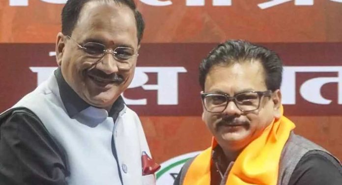 ആം ആദ്മി പാർട്ടി മുതിര്ന്ന നേതാവും രണ്ടുതവണ എംഎൽഎയുമായിരുന്ന രാജേഷ് ഗുപ്ത ബിജെപിയിൽ ചേര്ന്നു ആം ആദ്മി പാർട്ടി മുതിര്ന്ന നേതാവും രണ്ടുതവണ എംഎൽഎയുമായിരുന്ന രാജേഷ് ഗുപ്ത ബിജെപിയിൽ ചേര്ന്നു