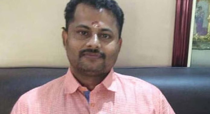 പോക്സോ കേസിൽ ശിക്ഷിക്കപ്പെട്ട കെ പത്മരാജനെ ജോലിയിൽ നിന്ന് പിരിച്ചുവിട്ടു പോക്സോ കേസിൽ ശിക്ഷിക്കപ്പെട്ട കെ പത്മരാജനെ ജോലിയിൽ നിന്ന് പിരിച്ചുവിട്ടു