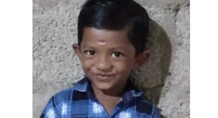 കോന്നി ഓട്ടോറിക്ഷ അപകടം ; കാണാതായ കുട്ടിയുടെ മൃതദേഹം കണ്ടെത്തി – ഇതോടെ മരണം രണ്ടായി കോന്നി ഓട്ടോറിക്ഷ അപകടം ; കാണാതായ കുട്ടിയുടെ മൃതദേഹം കണ്ടെത്തി – ഇതോടെ മരണം രണ്ടായി
