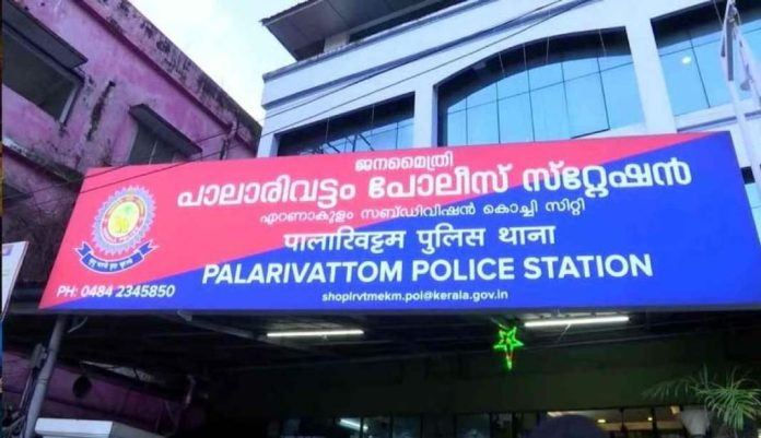 സ്പായിൽ പോയ കാര്യമറിയിക്കുമെന്ന് ഭീഷണിപ്പെടുത്തി സിപിഒയിൽ നിന്നും പണം തട്ടിയ കേസ് ; ഒളിവില് പോയ എസ്ഐയെ കണ്ടെത്താന് പ്രത്യേക സംഘം സ്പായിൽ പോയ കാര്യമറിയിക്കുമെന്ന് ഭീഷണിപ്പെടുത്തി സിപിഒയിൽ നിന്നും പണം തട്ടിയ കേസ് ; ഒളിവില് പോയ എസ്ഐയെ കണ്ടെത്താന് പ്രത്യേക സംഘം