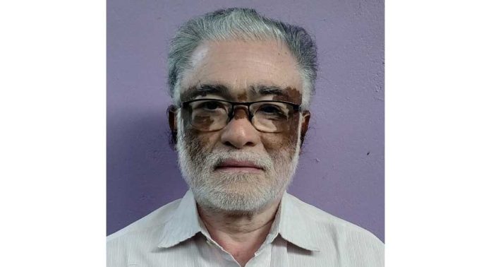 തണ്ണിത്തോട്ടിൽ ഇടതിനെയും വലതിനെയും വെട്ടി വീഴ്ത്തി എൻ ലാലാജി തണ്ണിത്തോട്ടിൽ ഇടതിനെയും വലതിനെയും വെട്ടി വീഴ്ത്തി എൻ ലാലാജി