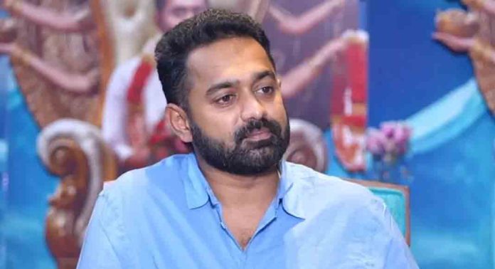 നടൻ ആസിഫ് അലിയുടെ പേരിൽ സമൂഹ മാധ്യമങ്ങളിലൂടെ വ്യാജ പ്രചരണം നടൻ ആസിഫ് അലിയുടെ പേരിൽ സമൂഹ മാധ്യമങ്ങളിലൂടെ വ്യാജ പ്രചരണം