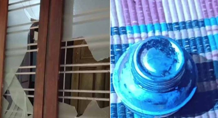 വടകരയിൽ വോട്ട് മാറി ചെയ്ത എൽഡിഎഫ് അംഗത്തിന്റെ വീടിനുനേരെ ആക്രമണം വടകരയിൽ വോട്ട് മാറി ചെയ്ത എൽഡിഎഫ് അംഗത്തിന്റെ വീടിനുനേരെ ആക്രമണം