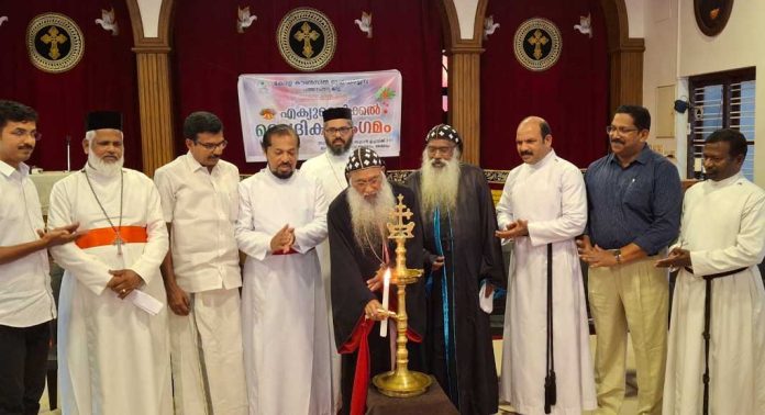തദ്ദേശ സ്വയം ഭരണ സത്യപ്രതിഞ്ജ ഞായറാഴ്ച ആക്കിയ നടപടി അപലപനീയം : കെസിസി തദ്ദേശ സ്വയം ഭരണ സത്യപ്രതിഞ്ജ ഞായറാഴ്ച ആക്കിയ നടപടി അപലപനീയം : കെസിസി
