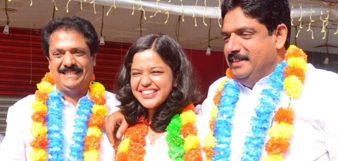പാലായില് പുളിയ്ക്കക്കണ്ടം കുടുംബവും യുഡിഎഫിനെ പിന്തുണയ്ക്കും പാലായില് പുളിയ്ക്കക്കണ്ടം കുടുംബവും യുഡിഎഫിനെ പിന്തുണയ്ക്കും