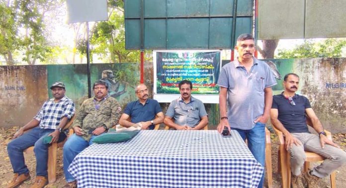 പാലക്കാട് ഗവ പോളിടെക്നിക് കോളേജിലെ എൻഎസ്എസ് വളണ്ടിയർമാർക്കായി ധോണിയിൽ പ്രകൃതി പഠന ക്യാമ്പ് നടത്തി പാലക്കാട് ഗവ പോളിടെക്നിക് കോളേജിലെ എൻഎസ്എസ് വളണ്ടിയർമാർക്കായി ധോണിയിൽ പ്രകൃതി പഠന ക്യാമ്പ് നടത്തി
