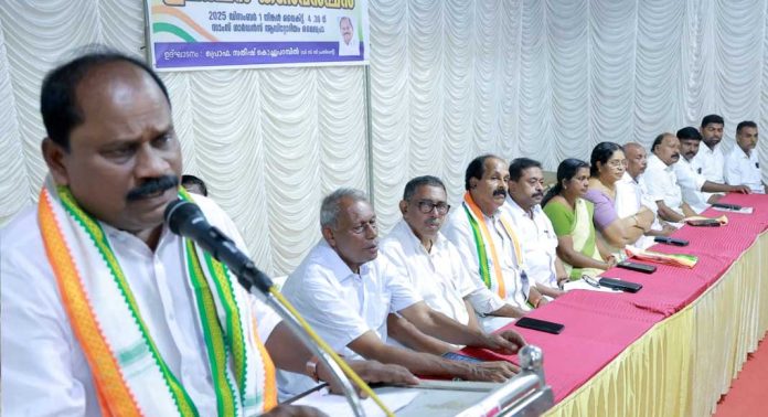 പിണറായി സർക്കാർ തദ്ദേശ സ്വയംഭരണ സ്ഥാപനങ്ങളെ നോക്കുകുത്തിയാക്കി ; പ്രൊഫ. സതീഷ് കൊച്ചുപറമ്പിൽ പിണറായി സർക്കാർ തദ്ദേശ സ്വയംഭരണ സ്ഥാപനങ്ങളെ നോക്കുകുത്തിയാക്കി ; പ്രൊഫ. സതീഷ് കൊച്ചുപറമ്പിൽ