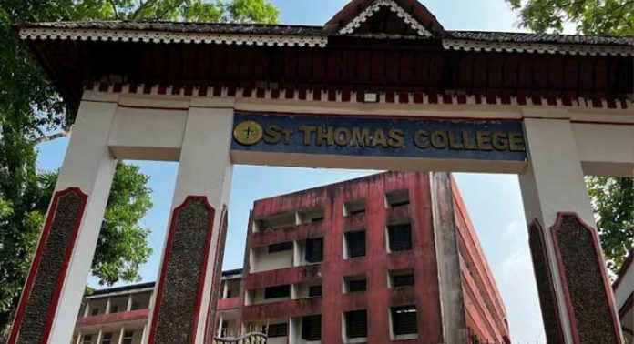 റാന്നി ബ്ലോക്ക് പഞ്ചായത്ത് പരിധിയിലെ ഗ്രാമ പഞ്ചായത്തുകളിലെ വോട്ടെണ്ണലിനുള്ള ഒരുക്കങ്ങള് പൂർത്തിയായി റാന്നി ബ്ലോക്ക് പഞ്ചായത്ത് പരിധിയിലെ ഗ്രാമ പഞ്ചായത്തുകളിലെ വോട്ടെണ്ണലിനുള്ള ഒരുക്കങ്ങള് പൂർത്തിയായി