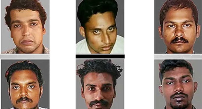 നടിയെ ആക്രമിച്ച കേസിലെ പ്രതികളുടെ ശിക്ഷാവിധിയില് പ്രോസിക്യൂഷന് കടുത്ത അതൃപ്തി നടിയെ ആക്രമിച്ച കേസിലെ പ്രതികളുടെ ശിക്ഷാവിധിയില് പ്രോസിക്യൂഷന് കടുത്ത അതൃപ്തി