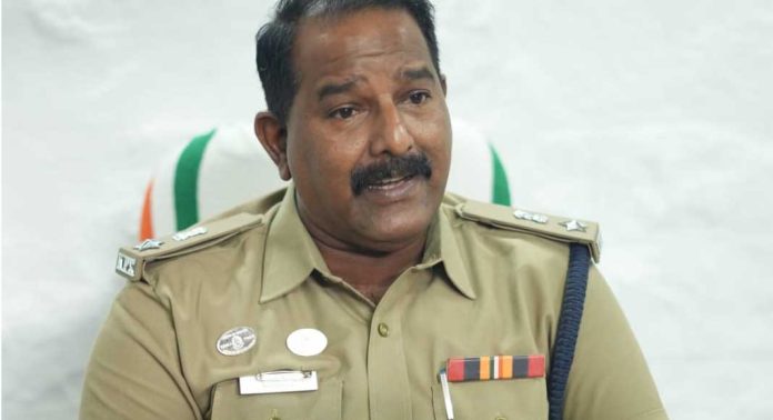 വെർച്വൽ ക്യു വഴി ബുക്ക് ചെയ്ത തീർത്ഥാടകർ ആ ദിവസം തന്നെ എത്തണം : സന്നിധാനം സ്പെഷ്യൽ ഓഫീസർ വെർച്വൽ ക്യു വഴി ബുക്ക് ചെയ്ത തീർത്ഥാടകർ ആ ദിവസം തന്നെ എത്തണം : സന്നിധാനം സ്പെഷ്യൽ ഓഫീസർ