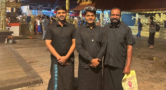 ശബരിമല സ്വർണകൊള്ളയിലെ വമ്പൻ സ്രാവുകളെ പിടികൂടാൻ വൈകുന്നത് ദുരൂഹത : എ.ഐ.സി.സി ജനറൽ സെക്രട്ടറി ഡോ.വി കെ അറിവഴകൻ ശബരിമല സ്വർണകൊള്ളയിലെ വമ്പൻ സ്രാവുകളെ പിടികൂടാൻ വൈകുന്നത് ദുരൂഹത : എ.ഐ.സി.സി ജനറൽ സെക്രട്ടറി ഡോ.വി കെ അറിവഴകൻ
