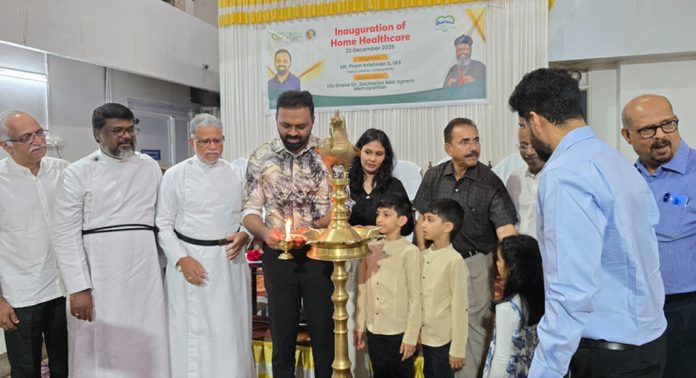 വീട്ടിലെത്തിയുള്ള രോഗി പരിചരണം അടൂര് ലൈഫ് ലൈനിൽ ആരംഭിച്ചു വീട്ടിലെത്തിയുള്ള രോഗി പരിചരണം അടൂര് ലൈഫ് ലൈനിൽ ആരംഭിച്ചു