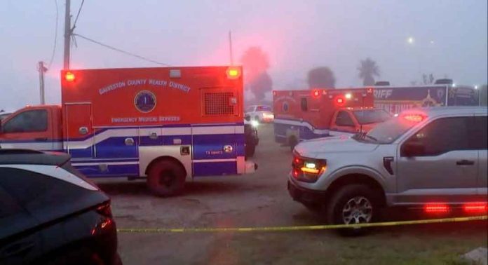 യുഎസിൽ വീണ്ടും വിമാനാപകടം ; 2 വയസ്സുള്ള കുട്ടിയടക്കം അഞ്ച് പേർ മരിച്ചു യുഎസിൽ വീണ്ടും വിമാനാപകടം ; 2 വയസ്സുള്ള കുട്ടിയടക്കം അഞ്ച് പേർ മരിച്ചു