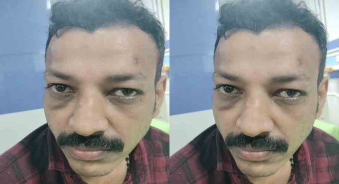 സ്കൂട്ടർ യാത്രക്കാരായ ദമ്പതികളെ ആക്രമിച്ച കേസിൽ യുവാവ് പിടിയിൽ സ്കൂട്ടർ യാത്രക്കാരായ ദമ്പതികളെ ആക്രമിച്ച കേസിൽ യുവാവ് പിടിയിൽ