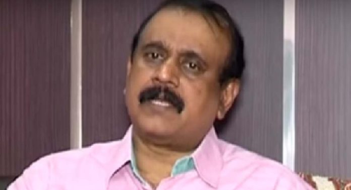 കണ്ഠര് രാജീവരരുടെ അറസ്റ്റ് ദുഖകരവും അനിവാര്യവുമാണെന്ന് ടി പി സെന്കുമാര് കണ്ഠര് രാജീവരരുടെ അറസ്റ്റ് ദുഖകരവും അനിവാര്യവുമാണെന്ന് ടി പി സെന്കുമാര്