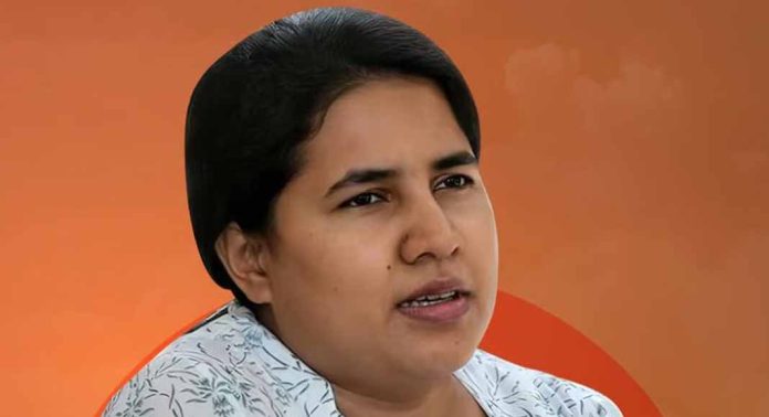 മാസപ്പടിക്കേസ് ; ടി.വീണ നാളെ ഇഡിക്ക് മുന്നിൽ ഹാജരാകില്ല മാസപ്പടിക്കേസ് ; ടി.വീണ നാളെ ഇഡിക്ക് മുന്നിൽ ഹാജരാകില്ല