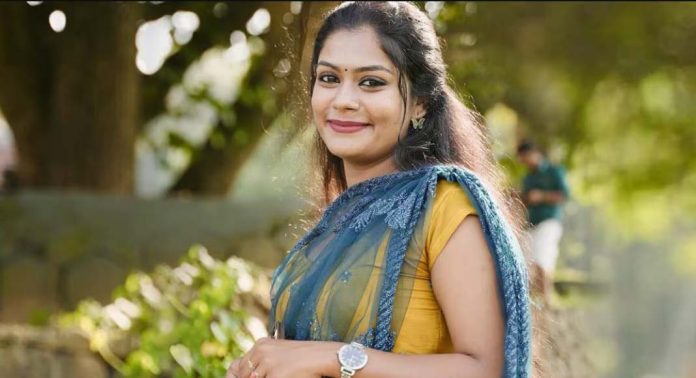 അഭിമാനകരമായ വിജയമാണെന്നും സന്തോഷമുണ്ടെന്നും വൈഷ്ണ സുരേഷ് അഭിമാനകരമായ വിജയമാണെന്നും സന്തോഷമുണ്ടെന്നും വൈഷ്ണ സുരേഷ്