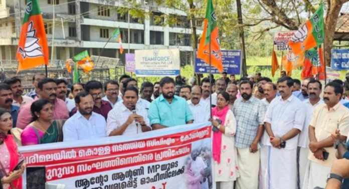 ശബരിമല സ്വര്ണ്ണ കൊള്ളയില് ഇടത് – വലത് മുന്നണികള്ക്ക് ഒരുപോലെ പങ്ക് : അനൂപ് ആന്റണി ശബരിമല സ്വര്ണ്ണ കൊള്ളയില് ഇടത് – വലത് മുന്നണികള്ക്ക് ഒരുപോലെ പങ്ക് : അനൂപ് ആന്റണി