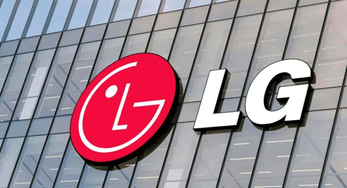 LG ഇലക്ട്രോണിക്സ് ഉടമക്കും തൃശ്ശൂര് ഫ്രിഡ്ജ് ഹൗസ് ഉടമക്കും ഡി.ജി.പി മുഖേന അറസ്റ്റ് വാറണ്ട് LG ഇലക്ട്രോണിക്സ് ഉടമക്കും തൃശ്ശൂര് ഫ്രിഡ്ജ് ഹൗസ് ഉടമക്കും ഡി.ജി.പി മുഖേന അറസ്റ്റ് വാറണ്ട്