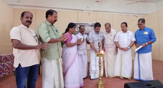 റാന്നി താലൂക്ക് ലൈബ്രറി കൗണ്സില് നേതൃത്വത്തില് ഗ്രന്ഥശാലകളിലെ യു.പി, ഹൈസ്ക്കൂള് കുട്ടികള്ക്കായി കലാസാഹിത്യ മത്സരം സര്ഗോത്സവം നടത്തി റാന്നി താലൂക്ക് ലൈബ്രറി കൗണ്സില് നേതൃത്വത്തില് ഗ്രന്ഥശാലകളിലെ യു.പി, ഹൈസ്ക്കൂള് കുട്ടികള്ക്കായി കലാസാഹിത്യ മത്സരം സര്ഗോത്സവം നടത്തി