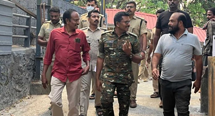 മകരവിളക്ക് മഹോത്സവം : സന്നിധാനത്ത് കനത്ത സുരക്ഷാക്രമീകരണങ്ങള് മകരവിളക്ക് മഹോത്സവം : സന്നിധാനത്ത് കനത്ത സുരക്ഷാക്രമീകരണങ്ങള്