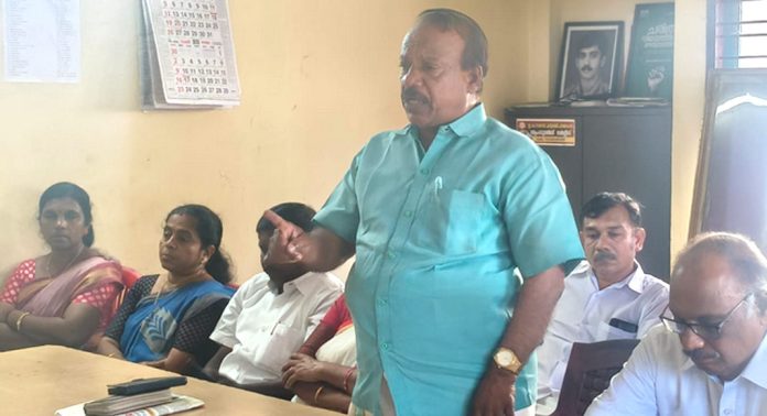 ഹരിത കർമ്മ സേന (സി.ഐ.ടി.യു) പത്തനംതിട്ട ജില്ലാ സമ്മേളനം ജനുവരി 11 ന് പന്തളത്ത് ഹരിത കർമ്മ സേന (സി.ഐ.ടി.യു) പത്തനംതിട്ട ജില്ലാ സമ്മേളനം ജനുവരി 11 ന് പന്തളത്ത്